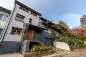 Cozy Villa with 6 bedrooms, Warsaw